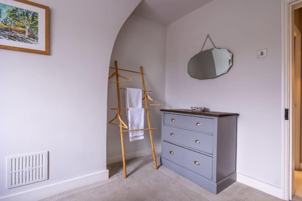Beautiful & Spacious Retreat In ウィンチェスター エクステリア 写真